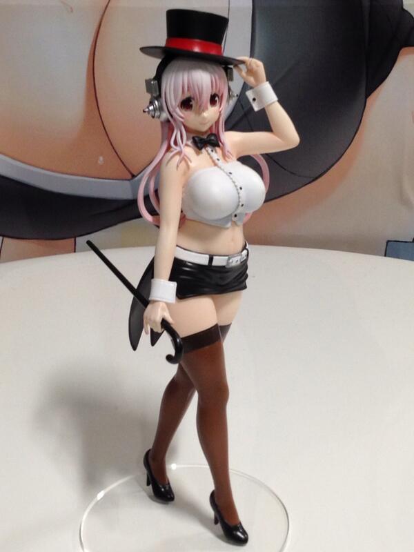 SoniComi (Super Sonico) Complete Figure 1/7 - Santa, Swimsuit ver. / SoniAni аниме фигурка