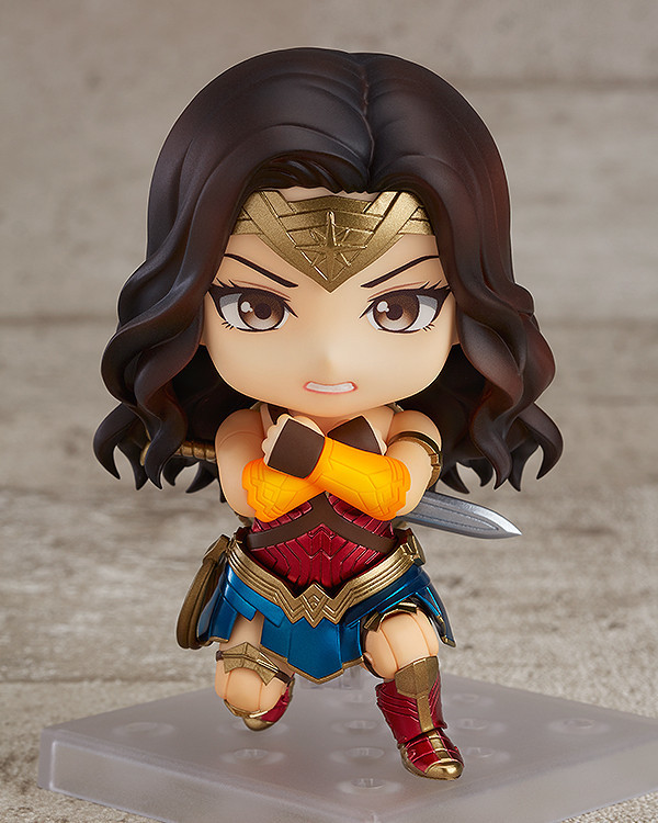 Nendoroid 818. Wonder Woman: Hero's Edition