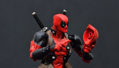 DEADPOOL MARVEL LEGENDS AMAZING YAMAGUCHI REVOLTECH KAIYODO