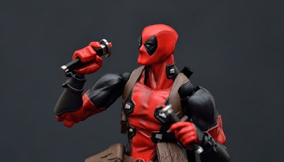 DEADPOOL MARVEL LEGENDS AMAZING YAMAGUCHI REVOLTECH KAIYODO