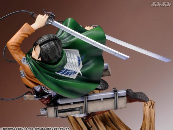 Levi - Attack on Titan [1/8 Complete Figure]