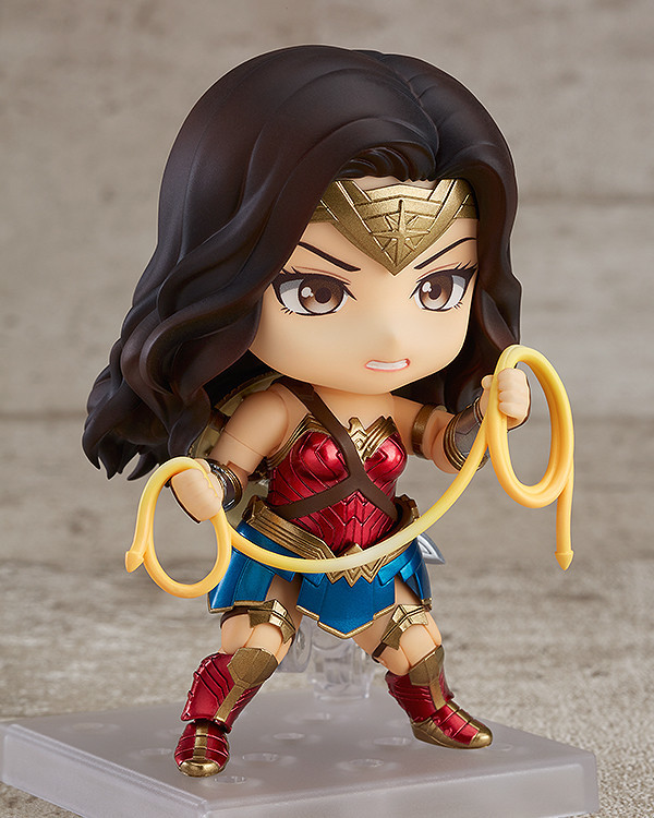 Nendoroid 818. Wonder Woman: Hero's Edition