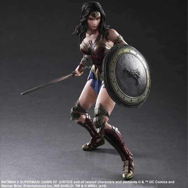 PLAY ARTS WONDER WOMAN BATMAN V SUPERMAN: DAWN OF JUSTICE / ЧУДО ЖЕНЩИНА ФИГУРКА