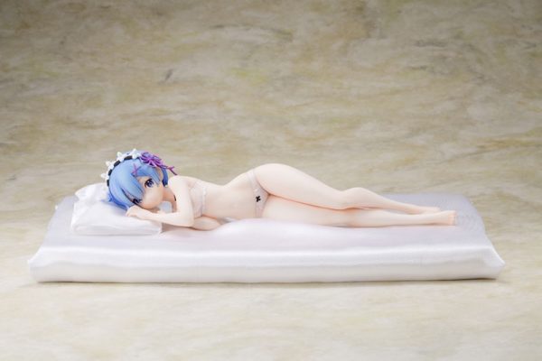 Rem (Sleeping Together) Ver. 1/7 Complete Figure Re: Zero / Жизнь в альтернативном мире с нуля фигурка Рем