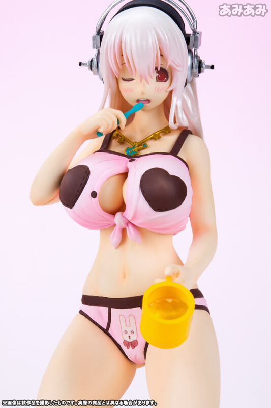 Super Sonico - Tooth Brushing Ver. [1/8 Complete Figure]