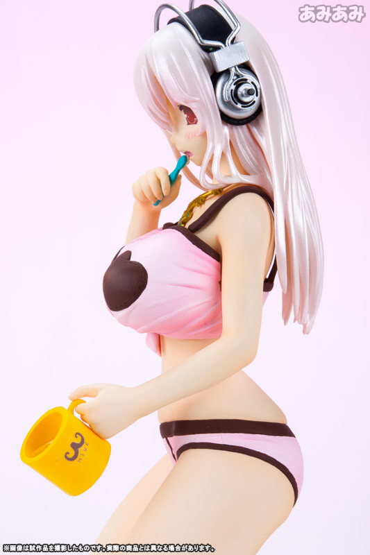 Super Sonico - Tooth Brushing Ver. [1/8 Complete Figure]