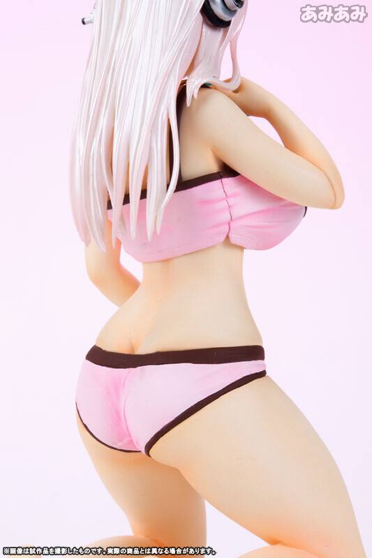 Super Sonico - Tooth Brushing Ver. [1/8 Complete Figure]