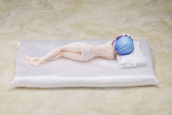 Rem (Sleeping Together) Ver. 1/7 Complete Figure Re: Zero / Жизнь в альтернативном мире с нуля фигурка Рем