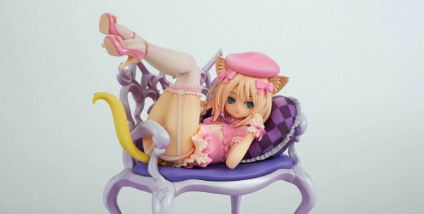 Fluffy Cat and Chair 1/8