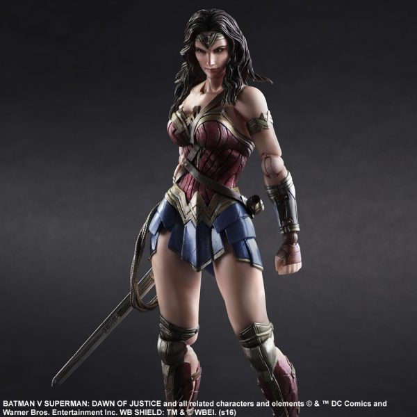 PLAY ARTS WONDER WOMAN BATMAN V SUPERMAN: DAWN OF JUSTICE / ЧУДО ЖЕНЩИНА ФИГУРКА