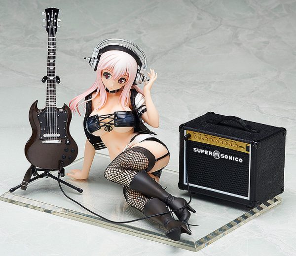 Super Sonico: After The Party Complete Figure