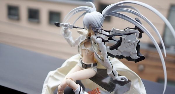 Black Rock Shooter ~ White Ver. ~ 1/6 Complete Figure