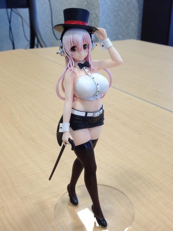 SoniComi (Super Sonico) Complete Figure 1/7 - Santa, Swimsuit ver. / SoniAni аниме фигурка