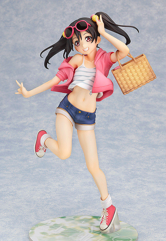 Nico Yazawa: Picnic Girl 1/8 Complete Figure LoveLive!