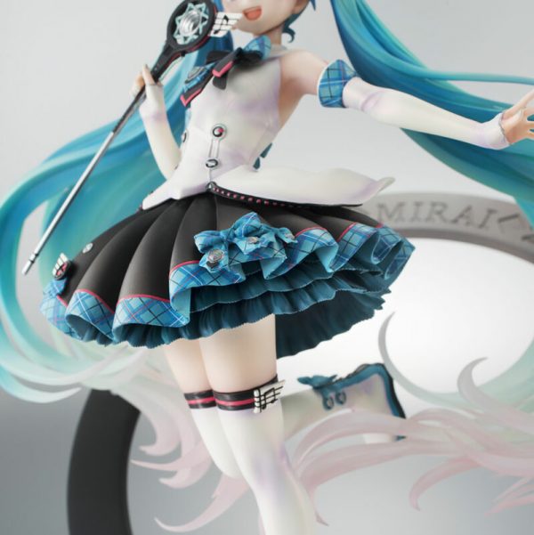 Hatsune Miku - Magical Mirai 2017 Ver. [Vocaloid] [1/7 Complete Figure]