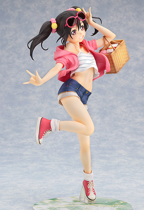 Nico Yazawa: Picnic Girl 1/8 Complete Figure LoveLive!