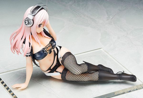 Super Sonico: After The Party Complete Figure