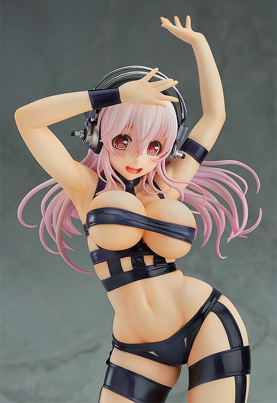 Super Sonico HOT LIMIT Ver. - T.M.Revolution/Super Sonico [1/7 Complete Figure]