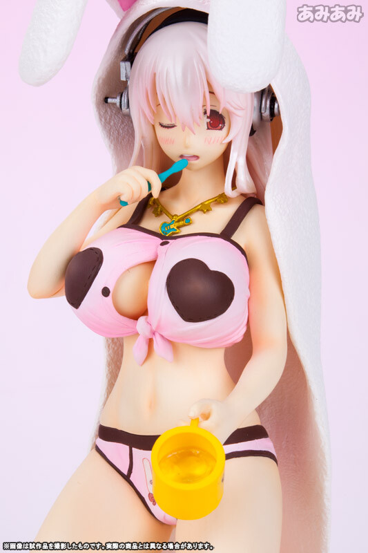 Super Sonico - Tooth Brushing Ver. [1/8 Complete Figure]