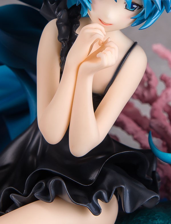 Hatsune Miku: Deep Sea Girl Ver. Character Vocal Series 01. (Vocaloid) [1/8 Complete Figure]