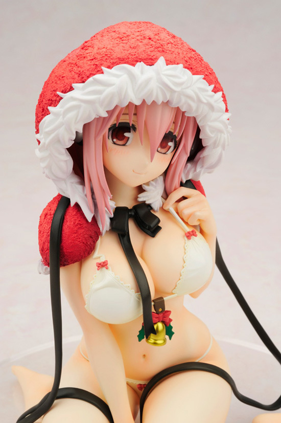 SoniComi (Super Sonico) Complete Figure 1/7 - Santa, Swimsuit ver. / SoniAni аниме фигурка