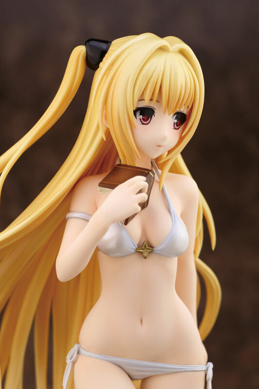 Golden Darkness White Swimsuit ver. [To Love-Ru Darkness] [1/7 Complete Figure]