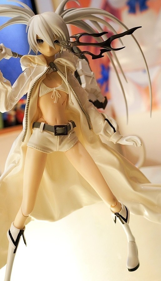 Black Rock Shooter ~ White Ver. ~ 1/6 Complete Figure