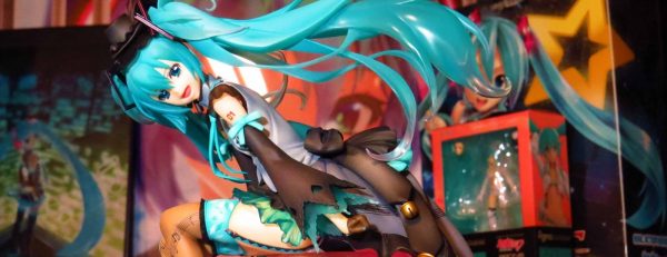 Hatsune Miku Risa Ebata Ver. - Character Vocal Series 01 (Vocaloid) [1/7 Complete Figure]