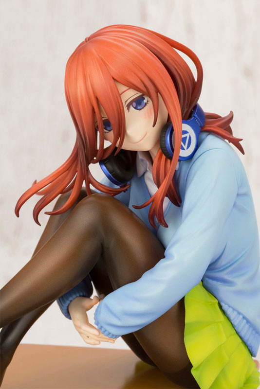 Miku Nakano - The Quintessential Quintuplets