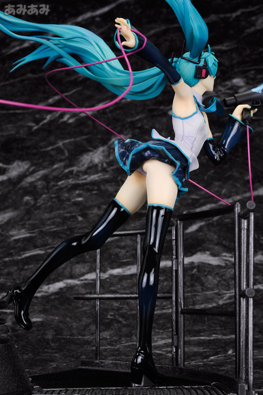 Character Vocal Series 01. Hatsune Miku Love is War ver. Vocaloid