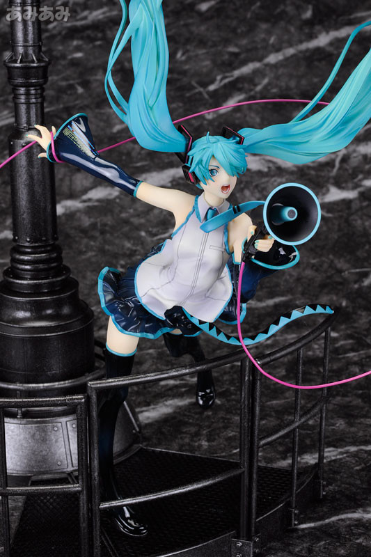 Character Vocal Series 01. Hatsune Miku Love is War ver. Vocaloid