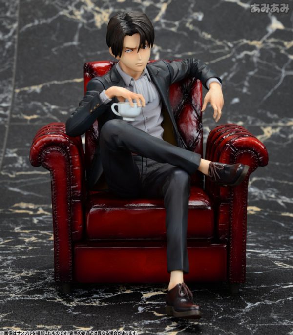 mensHdge technical statue No.3 Attack on Titan - Levi