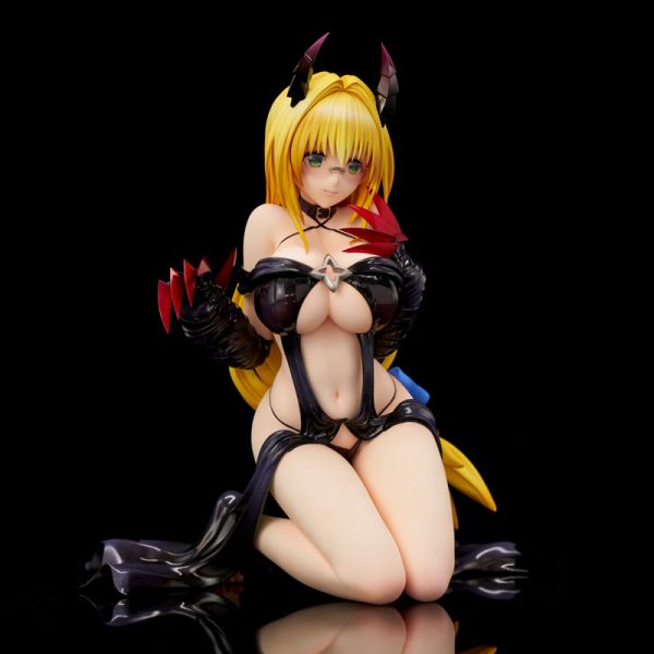 To LOVEru Darkness - Tearju Lunatique - Darkness ver. (Union Creative International Ltd)