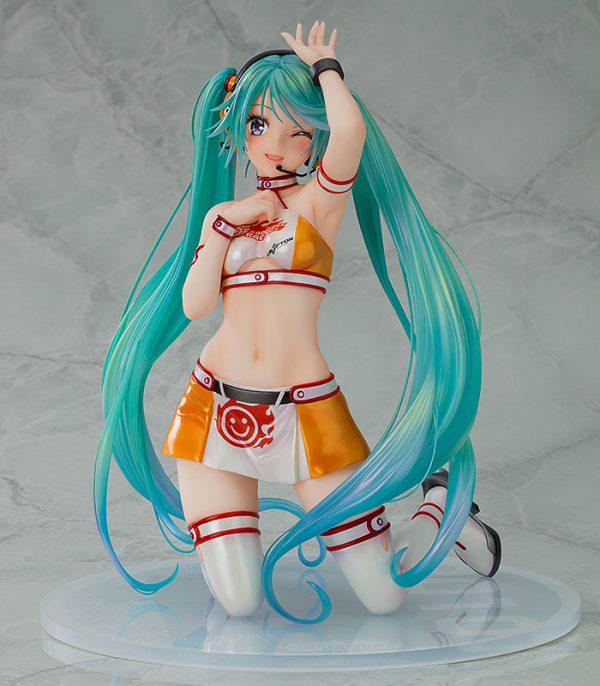 Hatsune Miku GT Project Racing Miku 2010 Ver. Art by Kentaro Yabuki 1/7