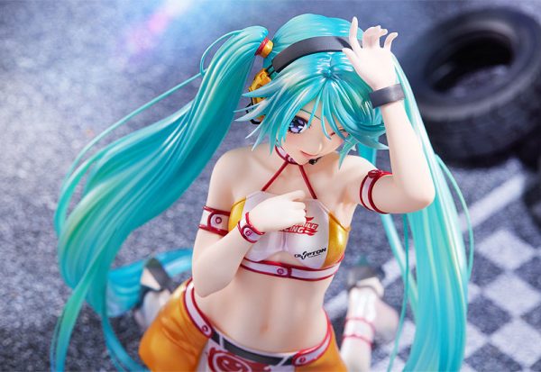 Hatsune Miku GT Project Racing Miku 2010 Ver. Art by Kentaro Yabuki 1/7