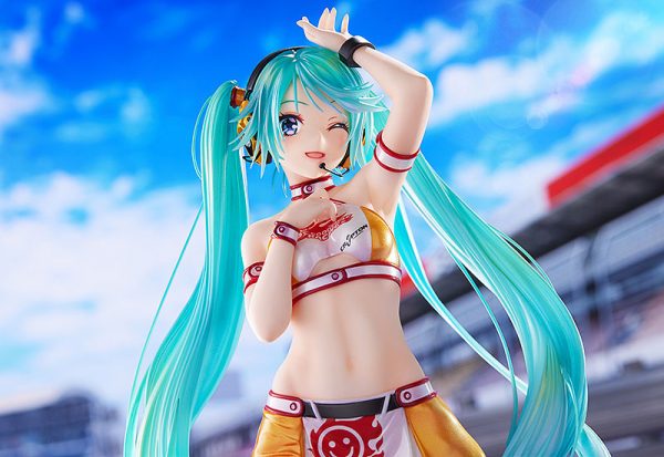 Hatsune Miku GT Project Racing Miku 2010 Ver. Art by Kentaro Yabuki 1/7