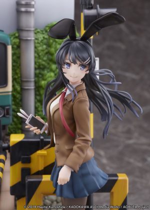 seishun-buta-yarou-wa-bunny-girl-senpai-no-yume-wo-minai-sakurajima-mai-shibuya-scramble-figure-17-enoden-ver-10.jpg