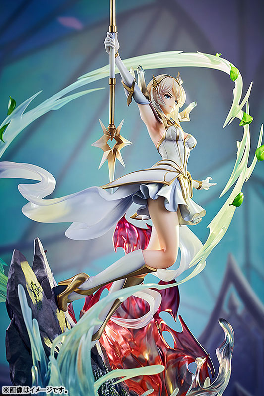 League of Legends - Elementalist Lux - 1/7