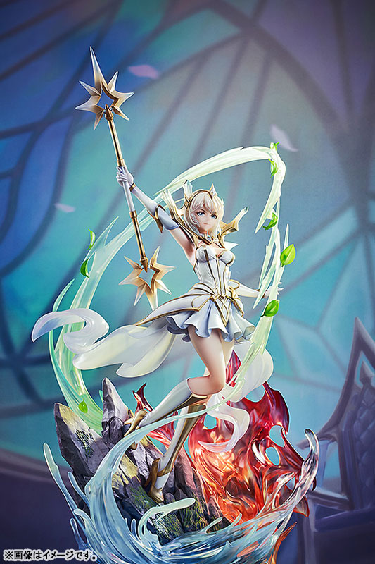 League of Legends - Elementalist Lux - 1/7