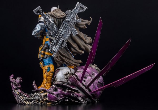 x-men-cable-fine-art-statue-fine-art-statue-signature-series-16-2.jpeg