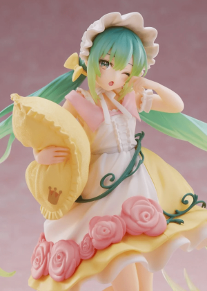 piapro-characters-hatsune-miku-hatsune-miku-wonderland-figure-sleeping-beauty-taito-4.png