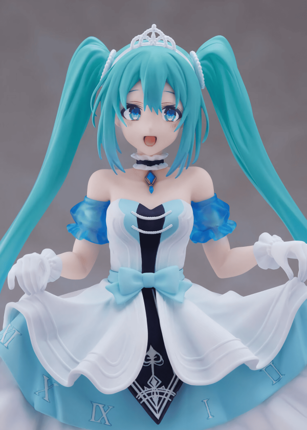 piapro-characters-hatsune-miku-hatsune-miku-wonderland-figure-cinderella-taito-1.png