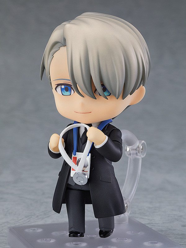 Yuri!!! on Ice - Victor Nikiforov - Nendoroid #865 - Coach ver.