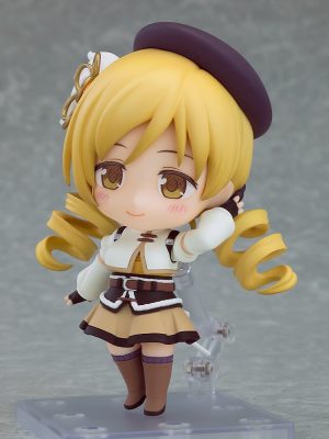 nendoroid-2946-2.jpg